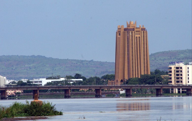 Huvudstaden Bamako. Bankpalatset