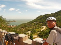 Cycle through the Shandongprovince with our tour leader Lee