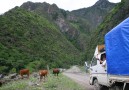 Lokal transport mellan tibetanska byar i Sichuan
