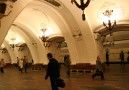 Moskvas tunnelbana är värd ett besök i sig
