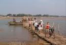 Färjeläge vid Mekong