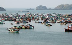 Fiskeby i Ha Long Bay