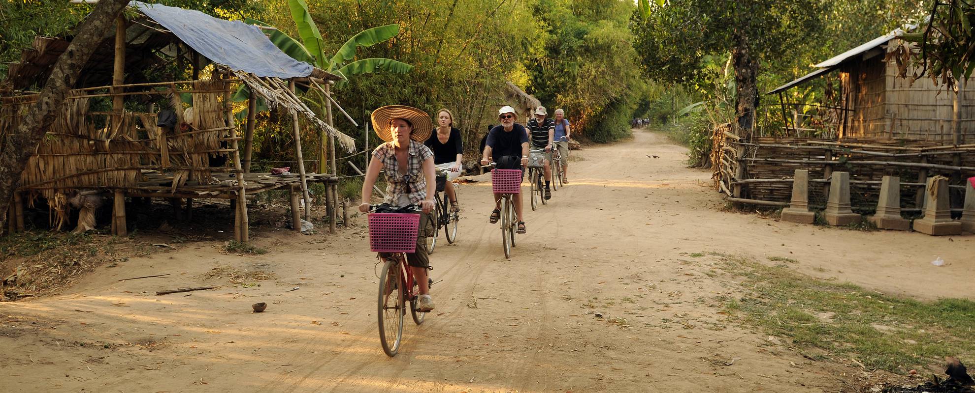 Bilfri cykeltur Si Phan Don.
