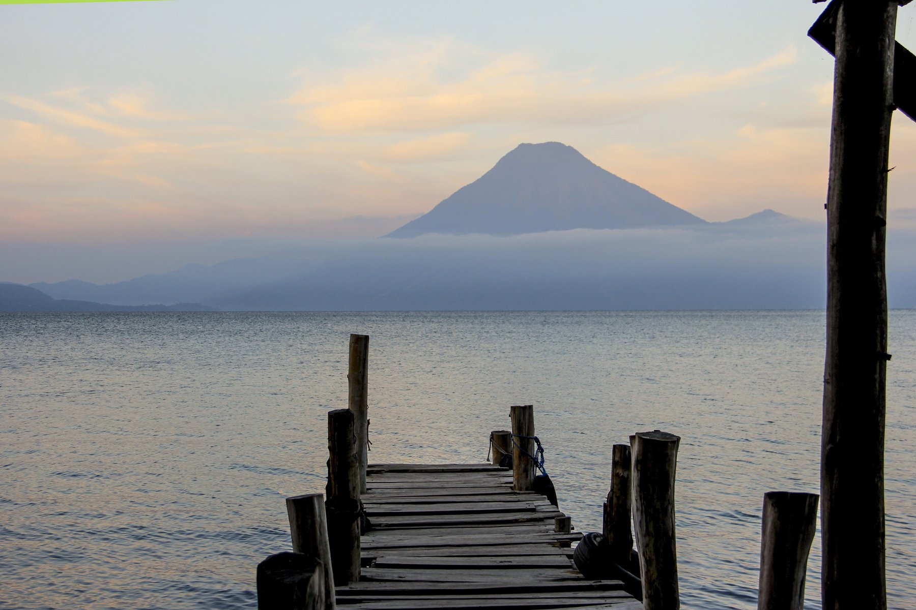 Utsikt från Panajachel, Guatemala