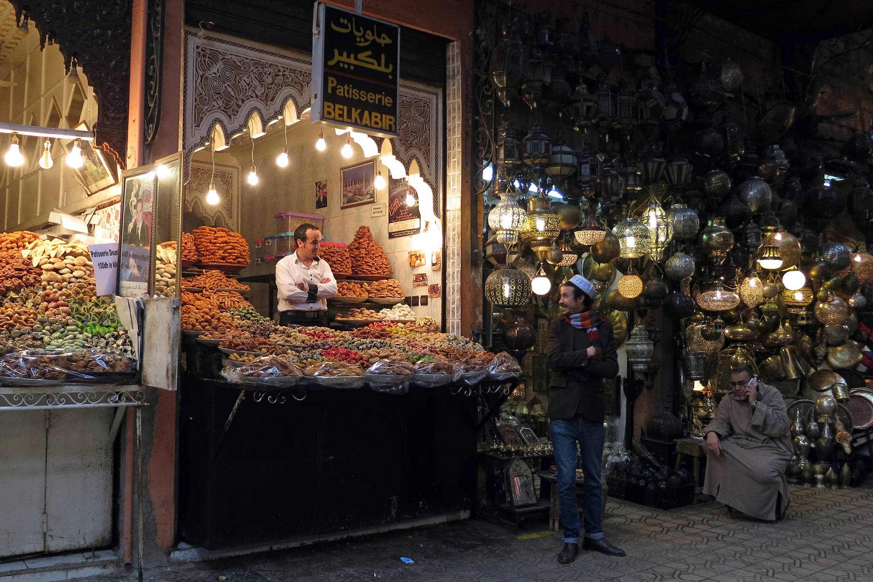 Vindlande gränder i Marrakech