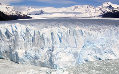 Den spektakulära glaciären Perito Moreno