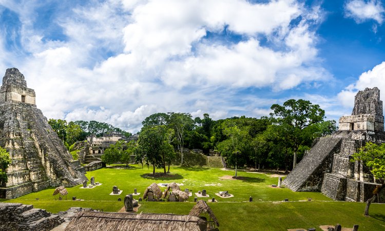 Tikal, mayastaden i djungeln