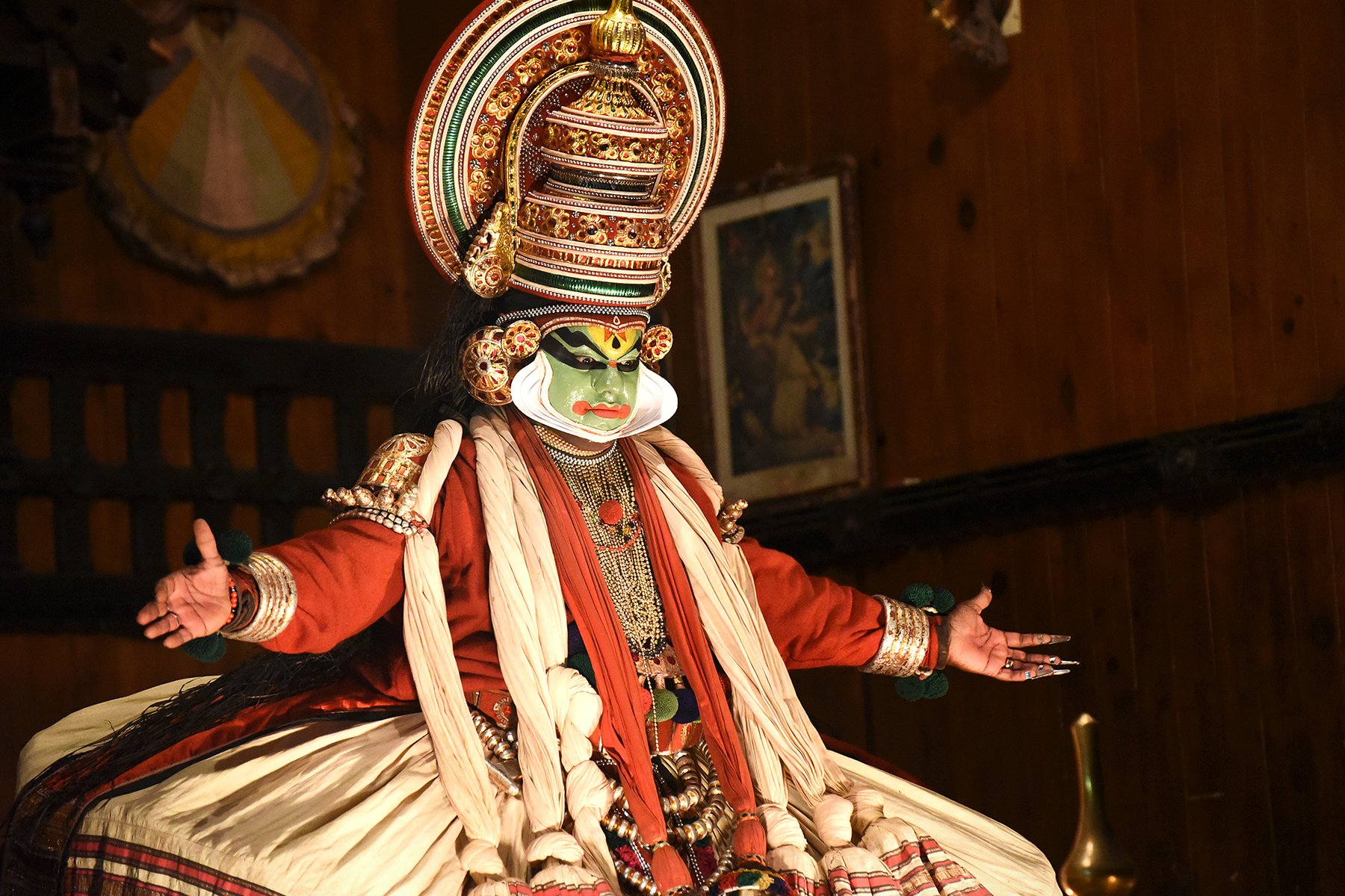 Dansen Kathakali får du uppleva i Kochi