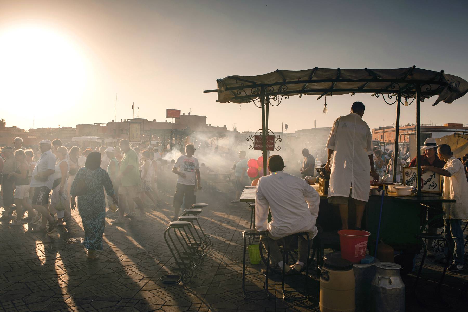 Torget Djemaa el Fnaa är hjärtat i Marrakech