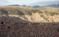 Med linbana kan du lätt ta dig runt i La Paz