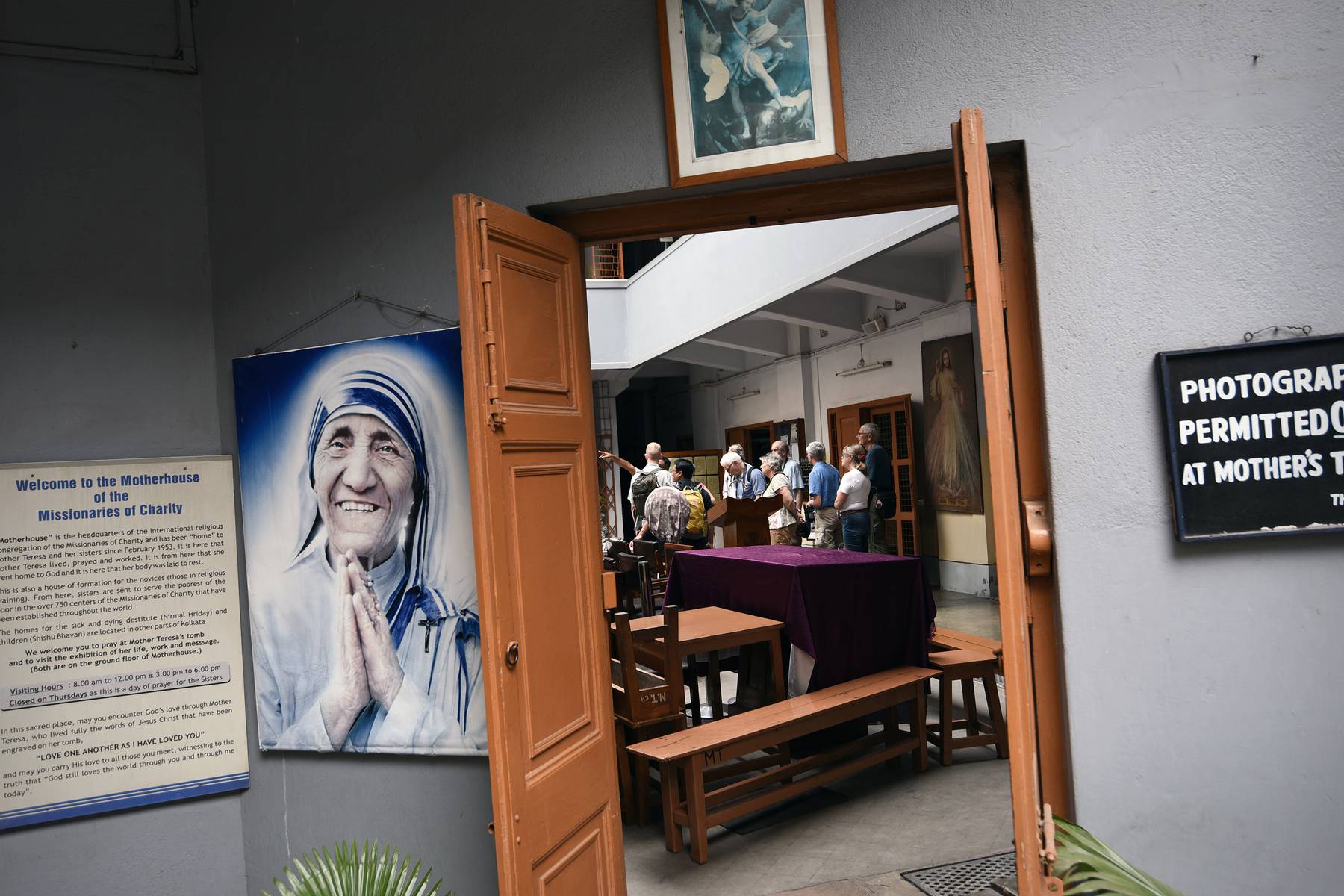 Besök vid Moder Teresas hus i Calcutta