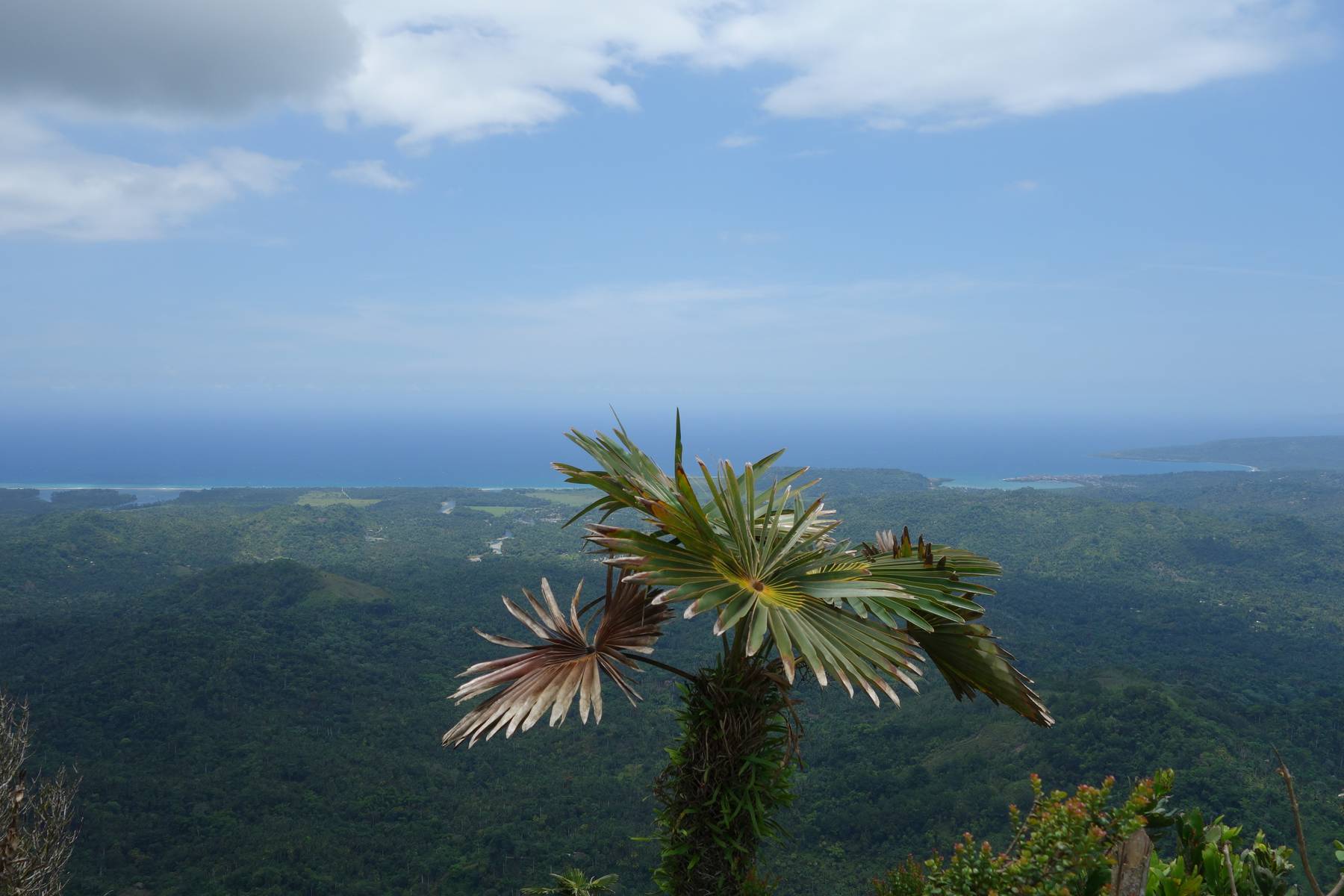 Utsikt från berget El Yunque i Baracoa