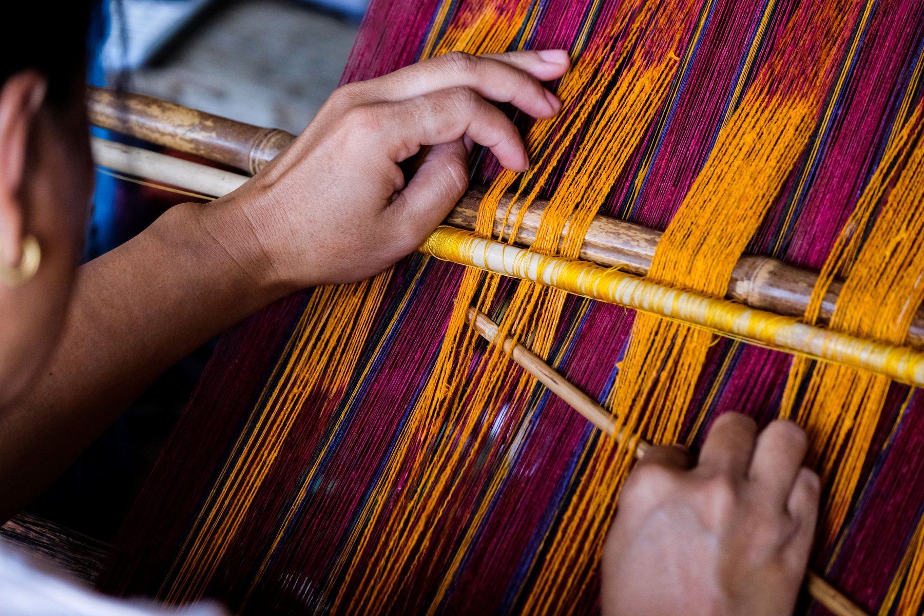 Bhutan har rika hantverkstraditioner inklusive handgjord silktillverkning