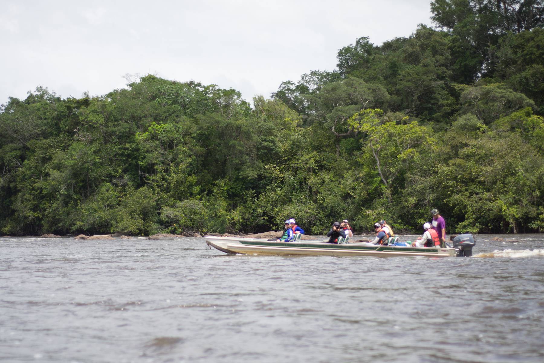 Båttur i Amazonas