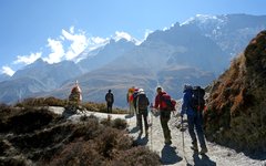 Unikt landskap under vandringen i Dolpo