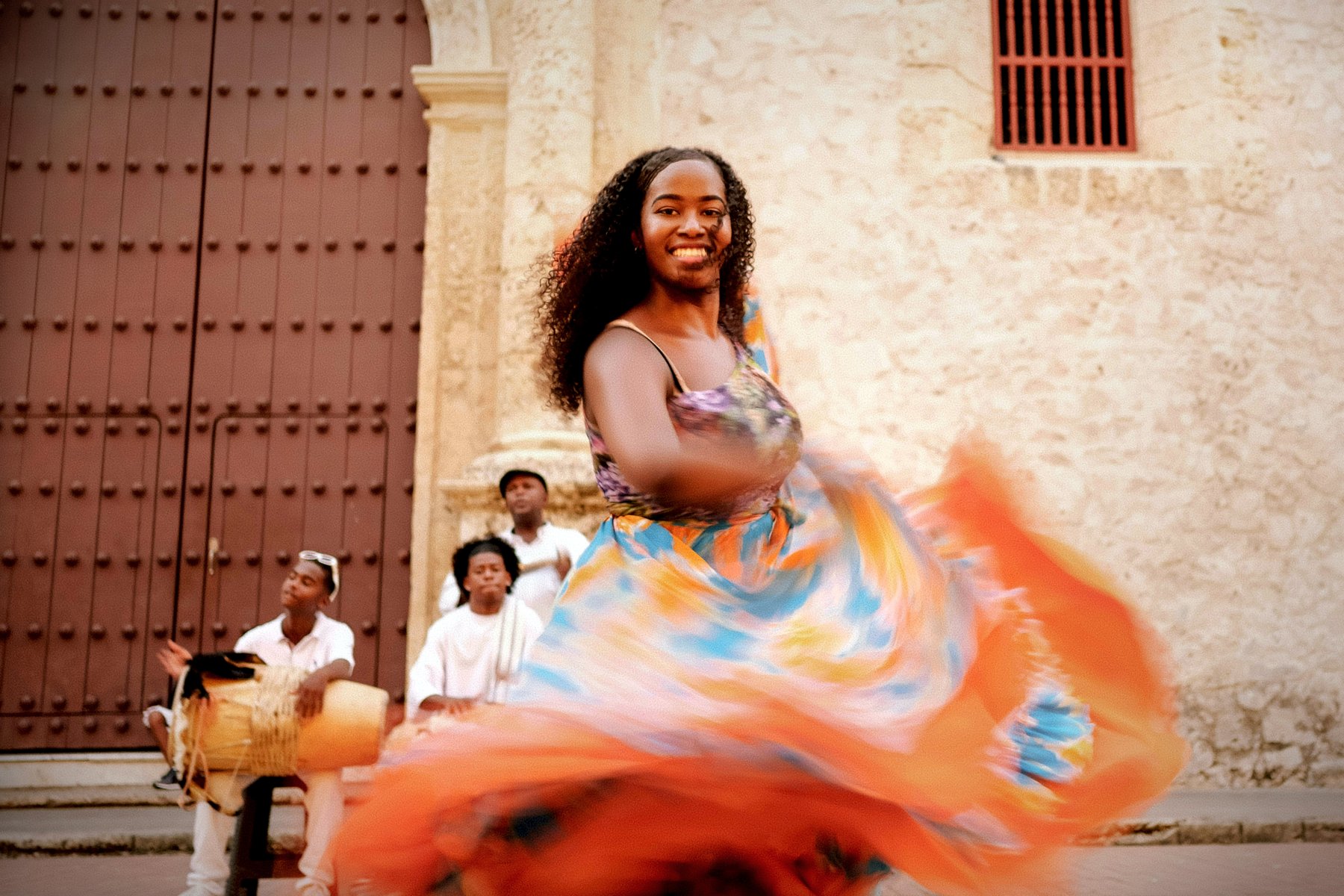 Färg, musik och glädje  i överflöd i Cartagena