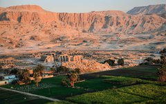 Du utforskar Konungarnas dal vid Luxor