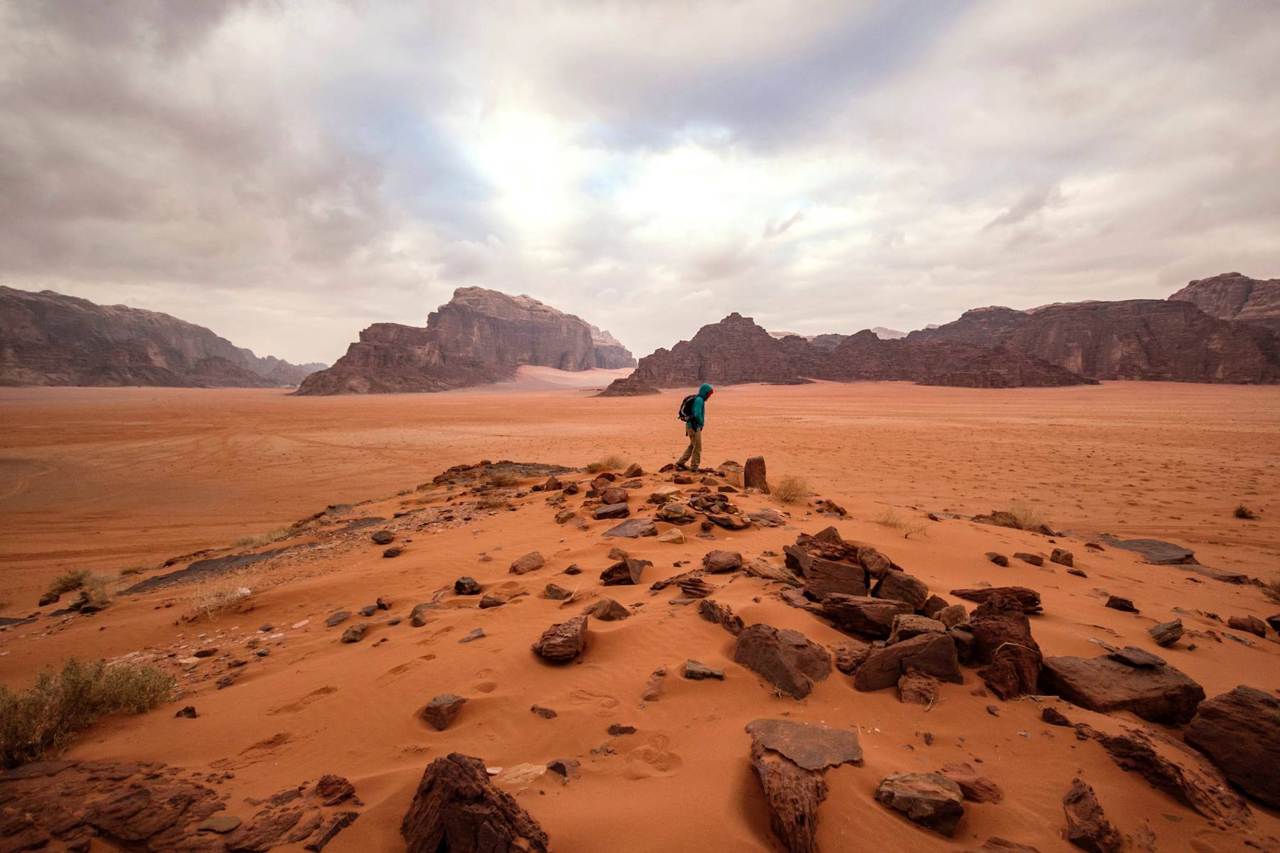 Magiska världsarvet Wadi Rum där du sover två nätter