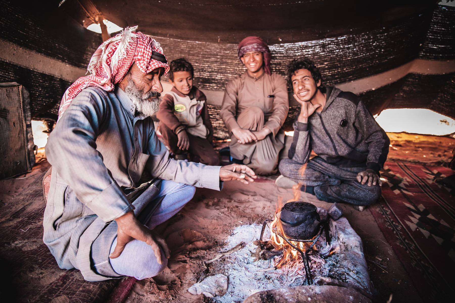 Besök hos beduiner vid Wadi Musa