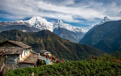 Makalös utsikt från bergsbyn Ghandruk