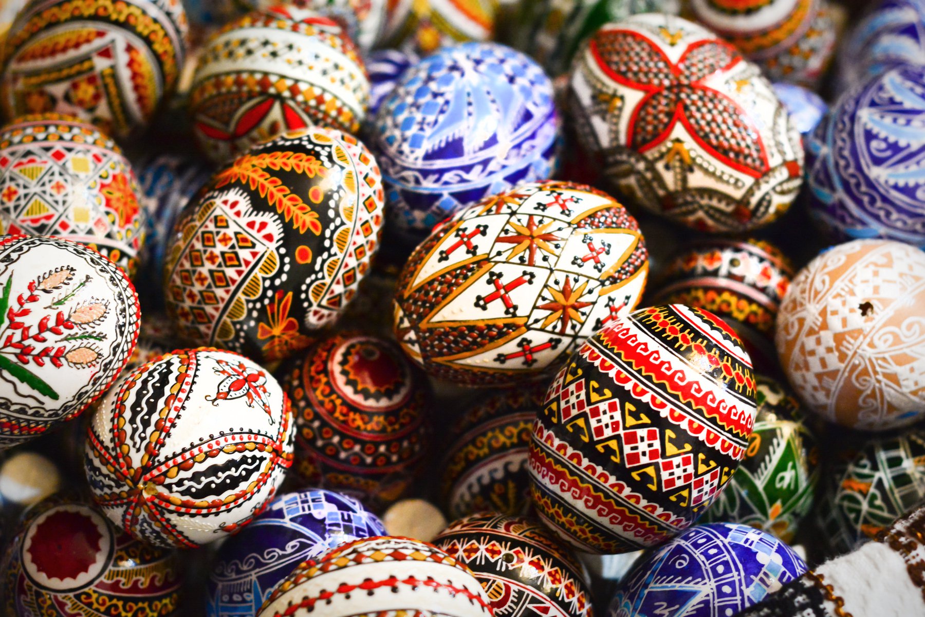 Vackert målade ägg i Bukovina