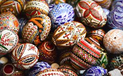 Vackert målade ägg i Bukovina