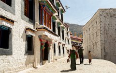 Resa Tibet Drepung pilgrimer