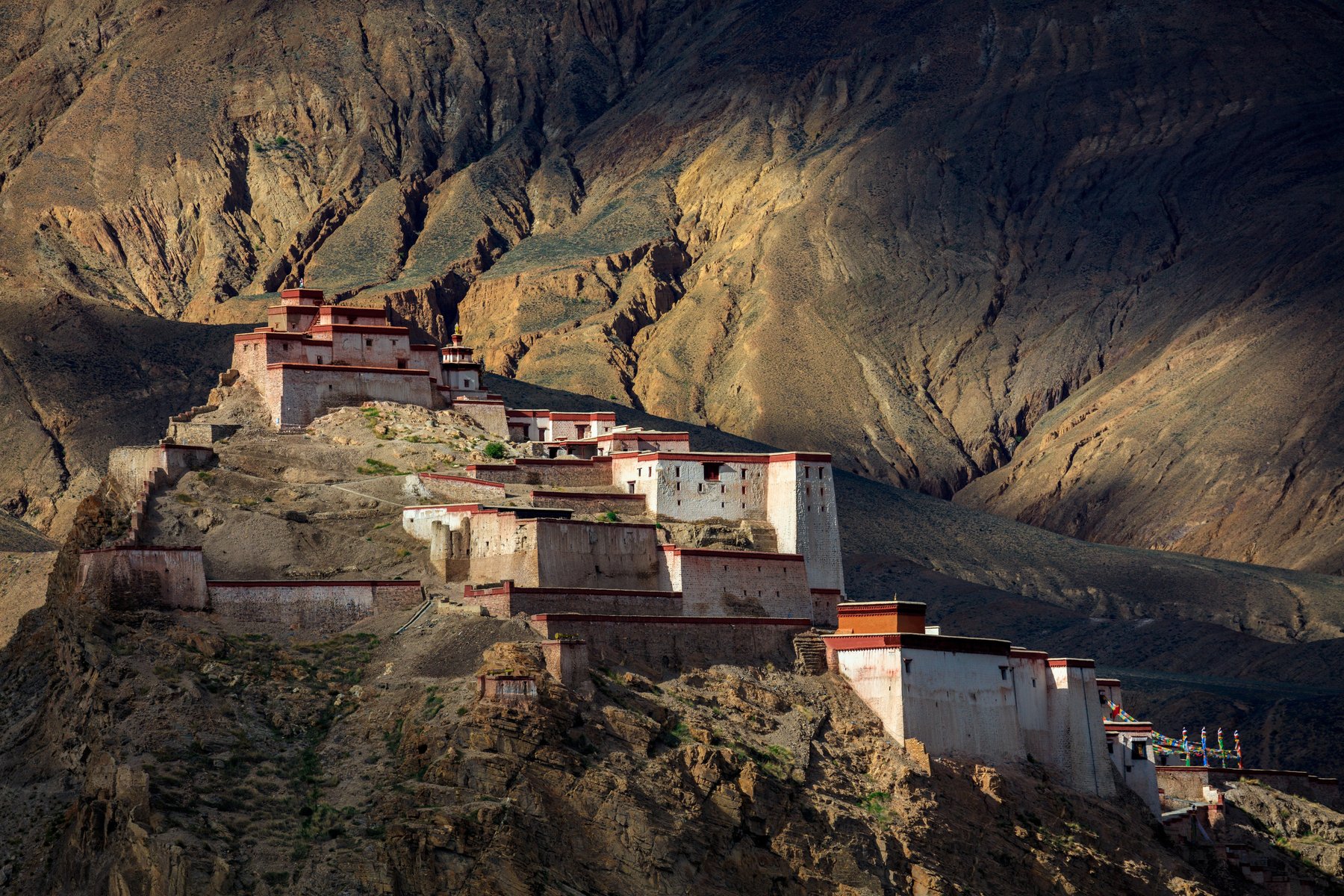 Gyantse Dzong från 1300-talet är väldigt fint bevarat