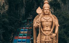 Batu-grottorna är den viktigaste heliga platsen för hinduer utanför Indien